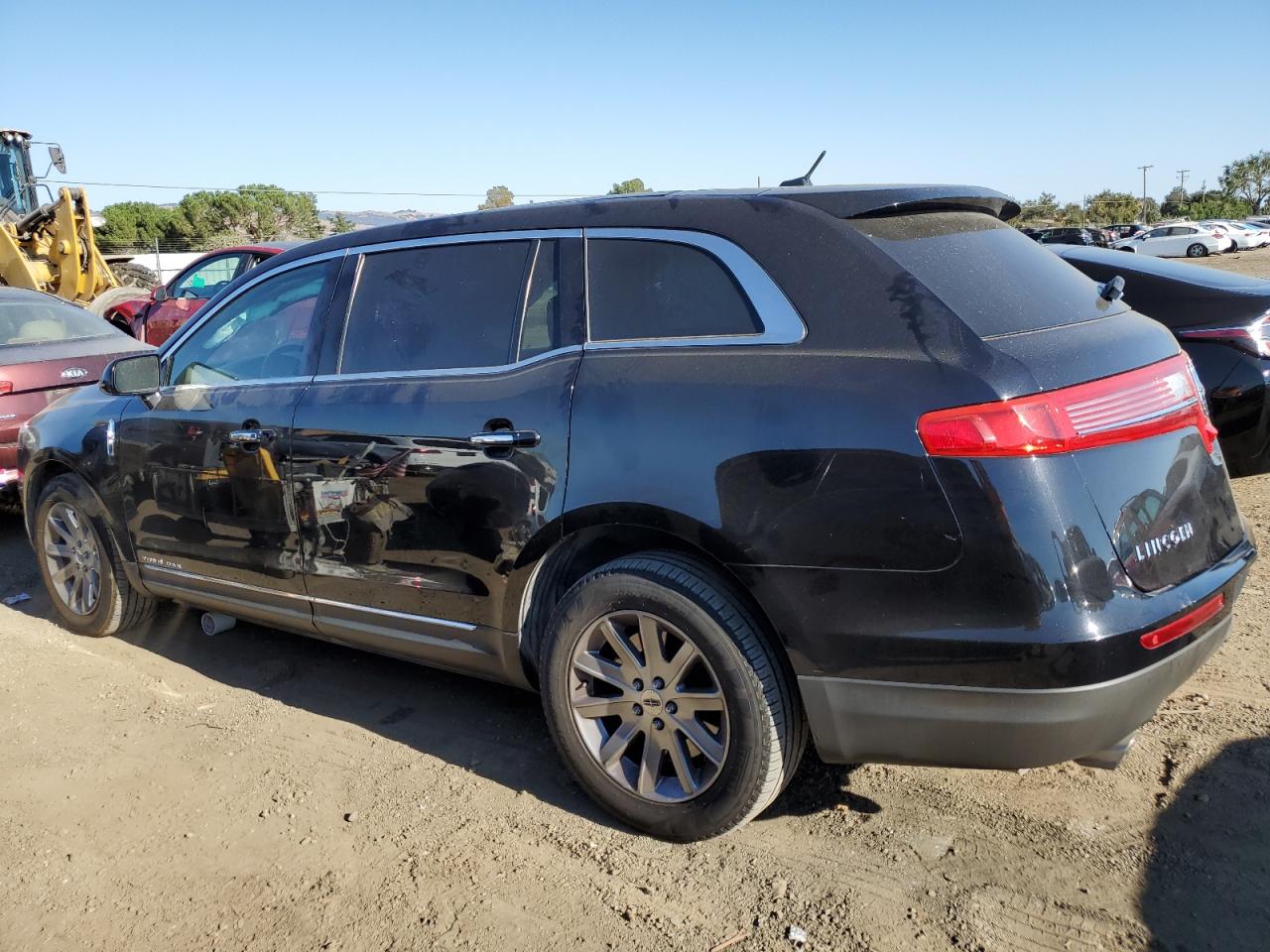 2019 Lincoln MKT - Image 2