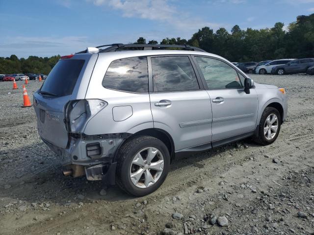  SUBARU FORESTER 2016 Серебристый
