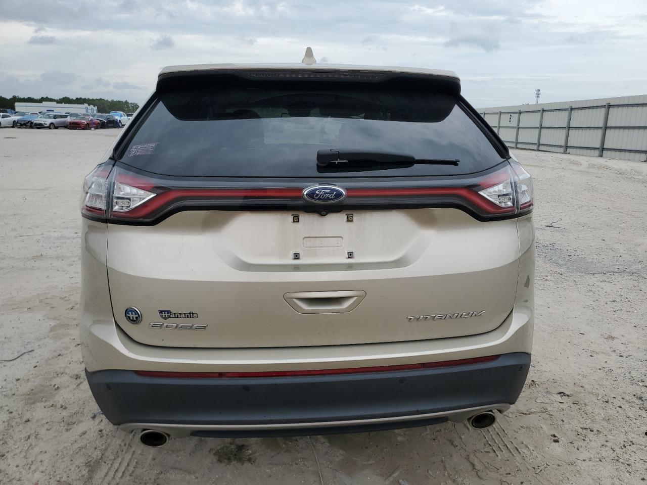 2FMPK3K8XJBB18677 2018 Ford Edge Titanium