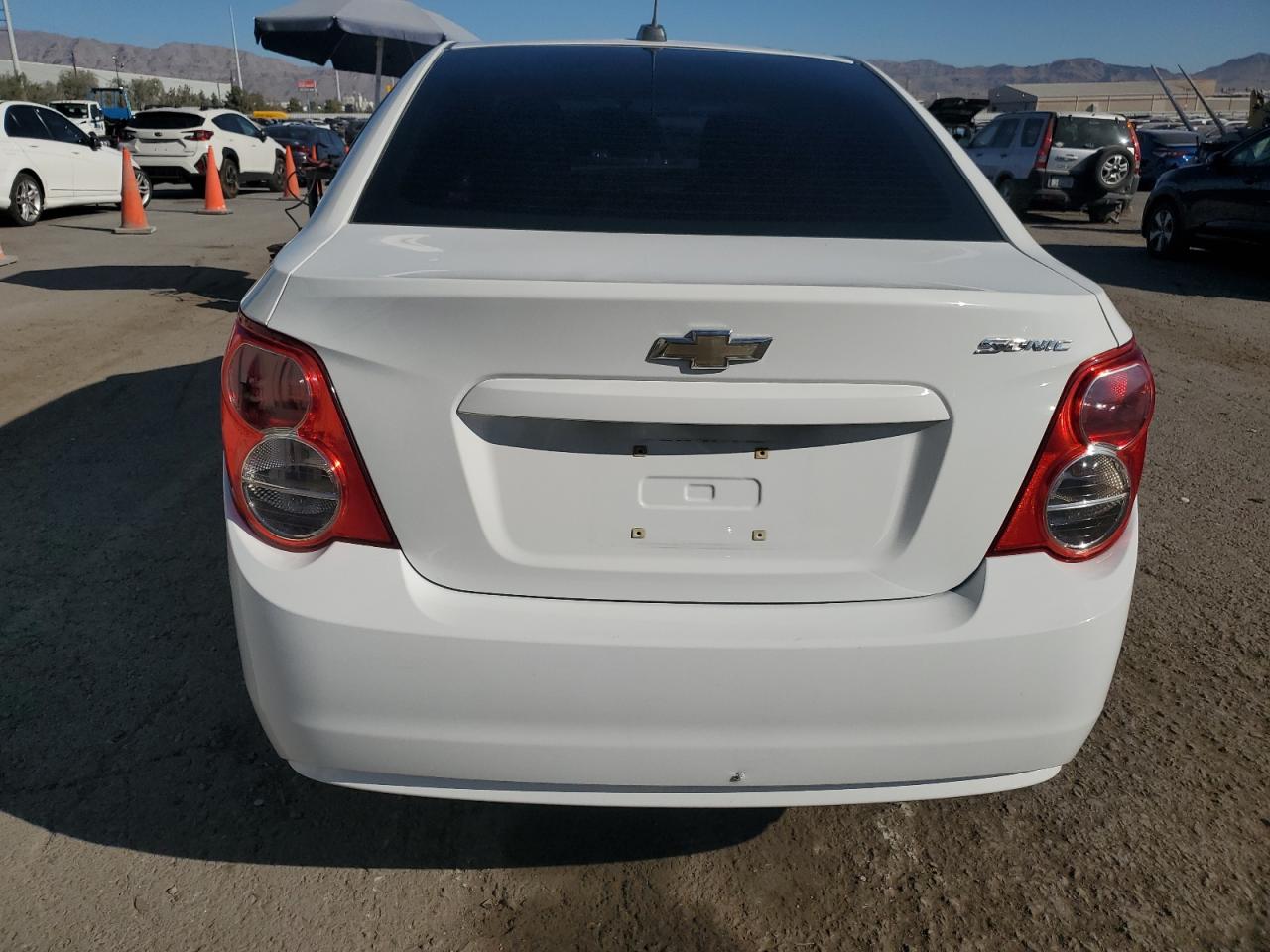 1G1JA5SHXF4128130 2015 Chevrolet Sonic Ls