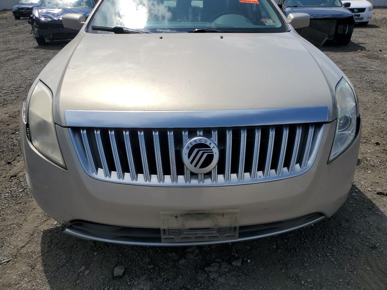 2010 Mercury Milan VIN: 3MEHM0HA7AR639593 Lot: 70118684