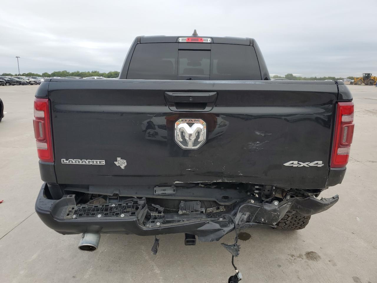 2020 Ram 1500 Laramie VIN: 1C6SRFJT7LN386828 Lot: 71097164