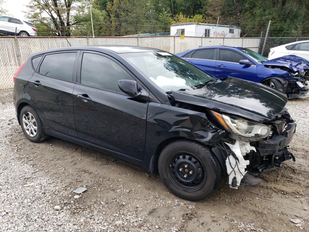 KMHCT5AE2EU164647 2014 Hyundai Accent Gls