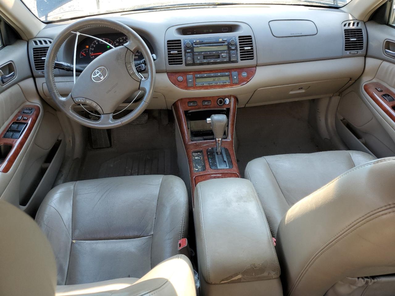 2005 Toyota Camry Le VIN: 4T1BF30K65U594079 Lot: 70281644