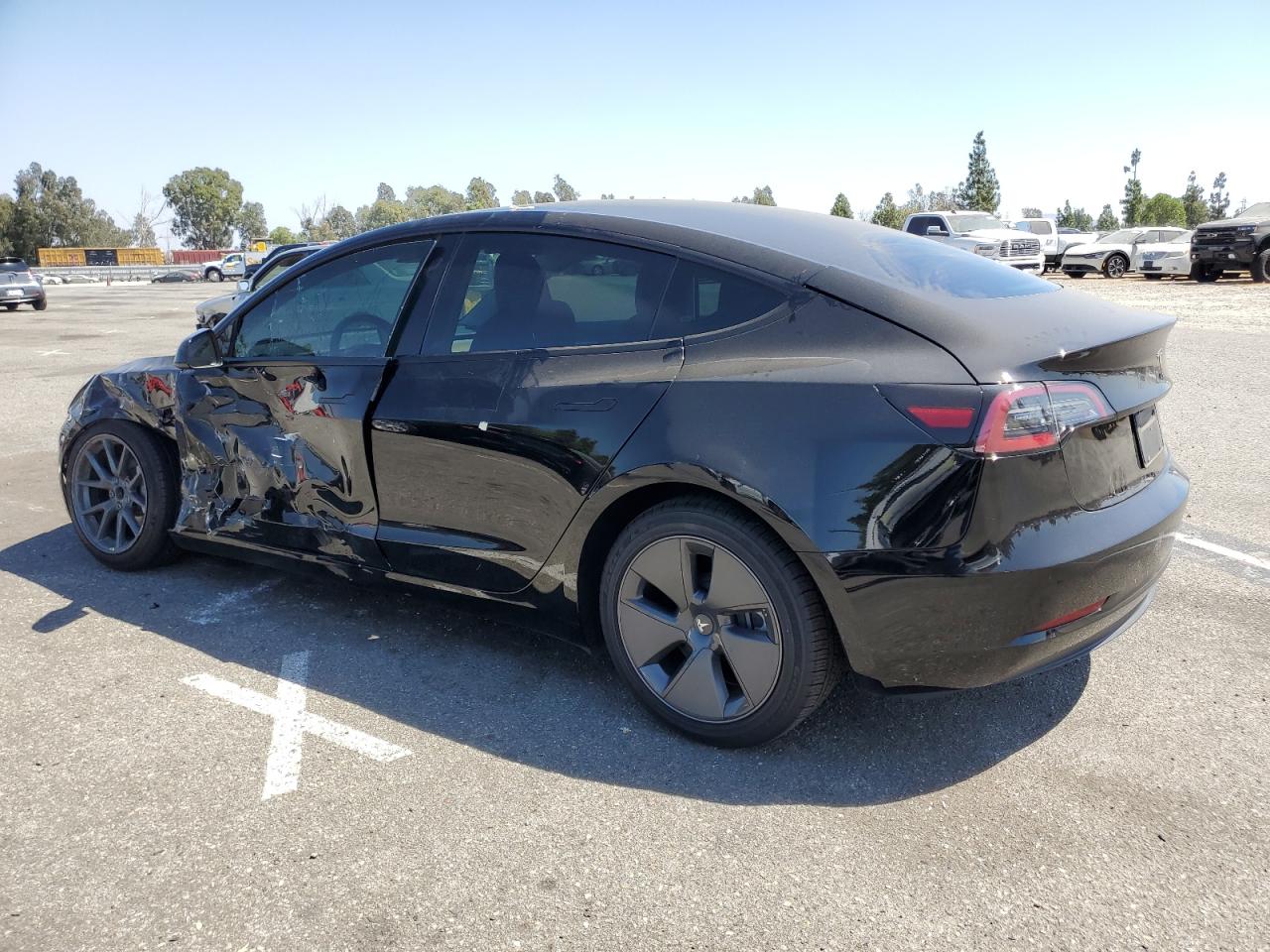 5YJ3E1EA1PF518944 2023 TESLA MODEL 3 - Image 2