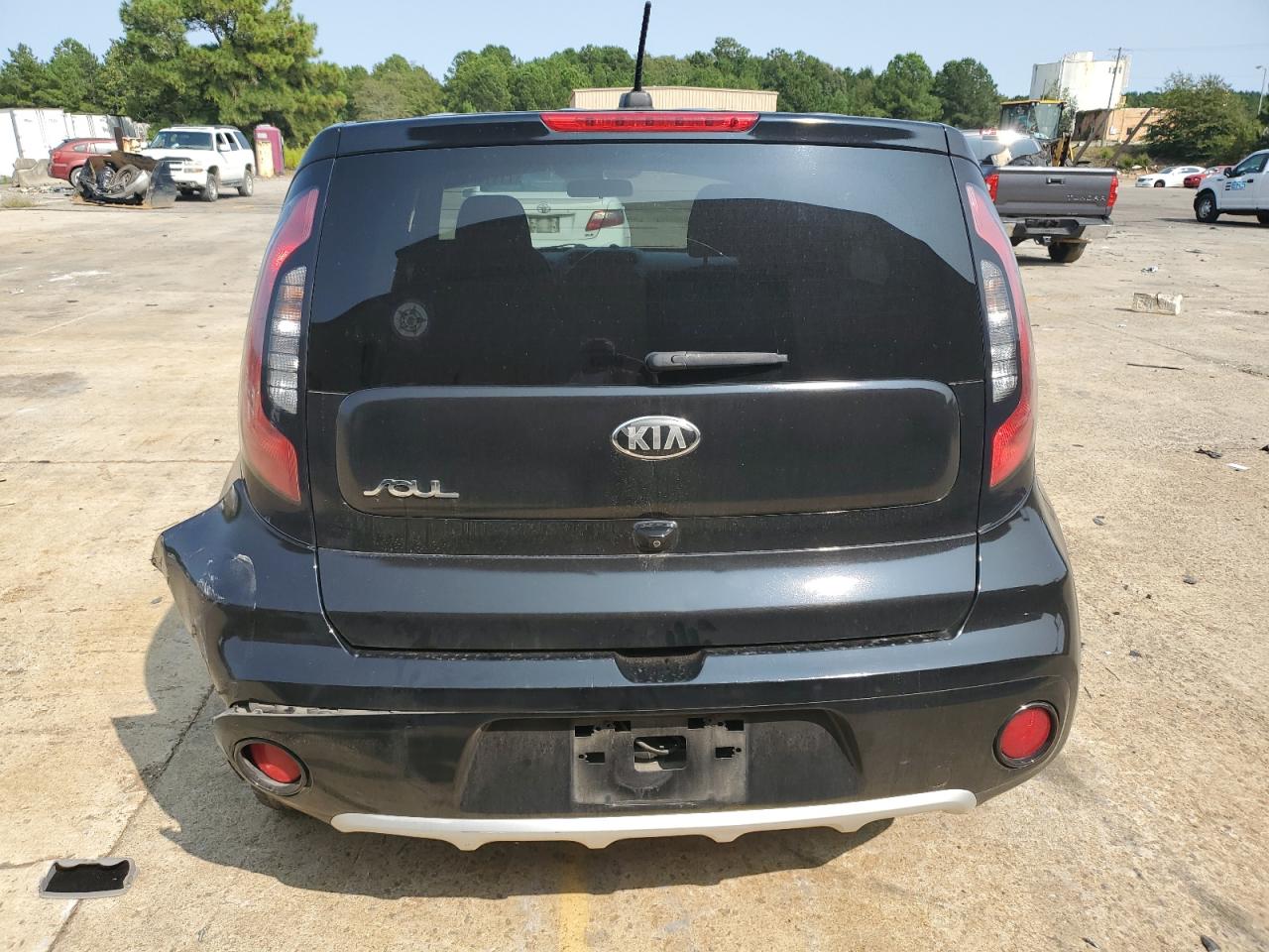 VIN KNDJP3A5XH7414482 2017 KIA SOUL no.6