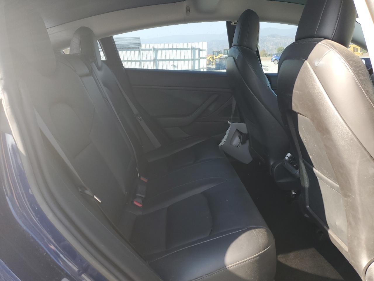 5YJ3E1EB3JF088298 2018 Tesla Model 3