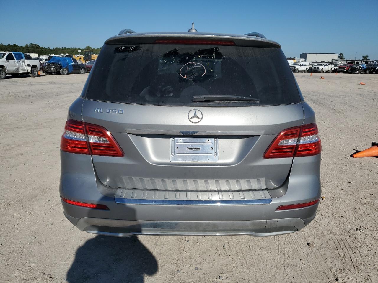 4JGDA5JB7EA273073 2018 Mercedes-Benz Ml 350