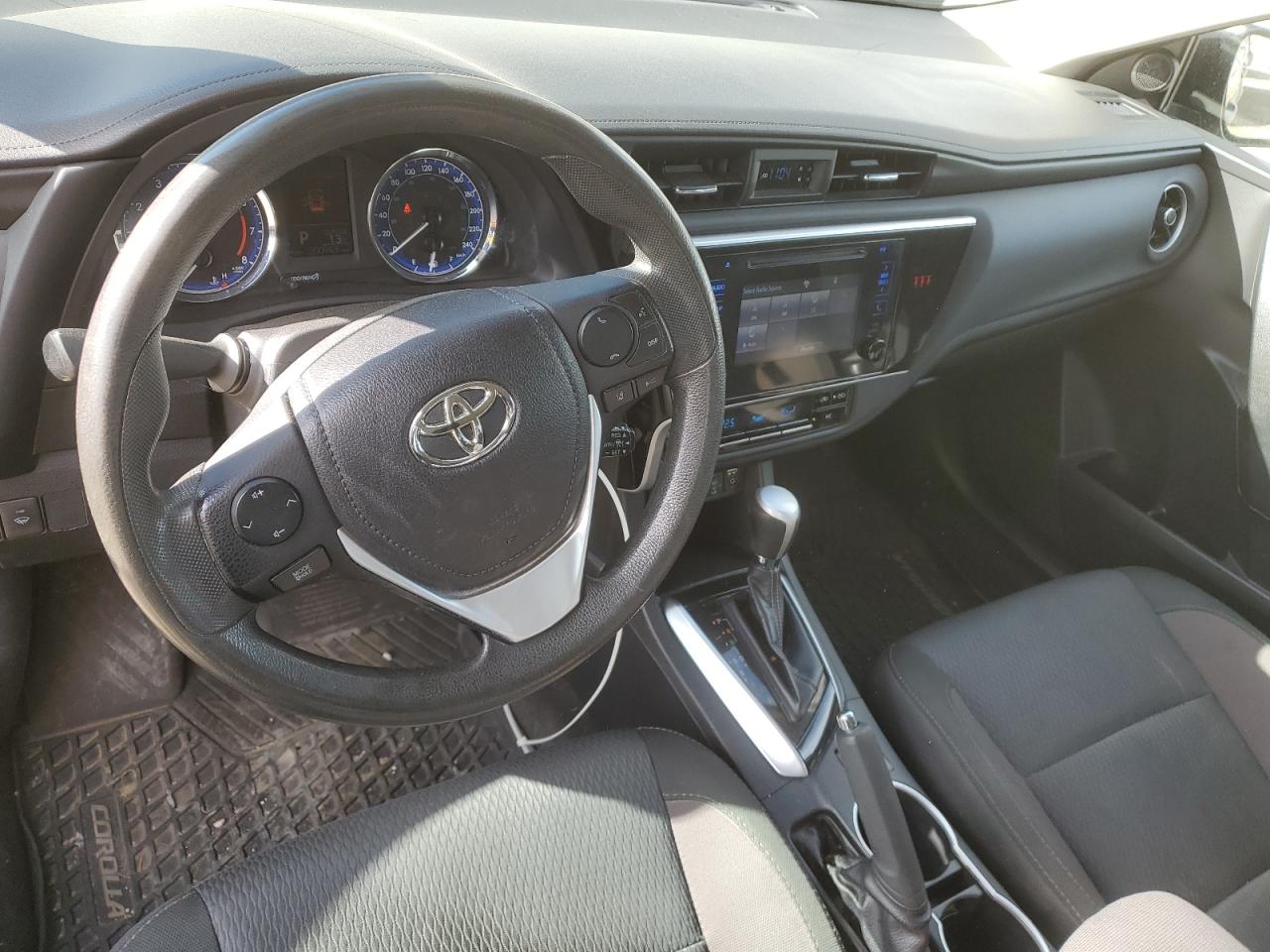 2018 Toyota Corolla - Image 8