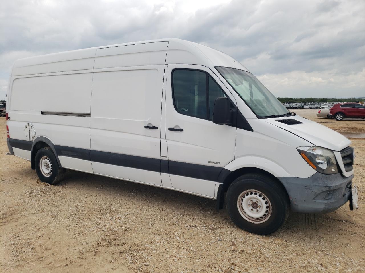 VIN WD3PE8DE4E5828674 2014 MERCEDES-BENZ SPRINTER no.4