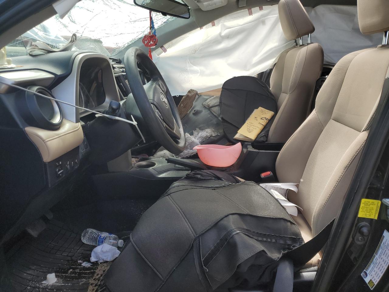 2015 Toyota RAV 4 - Image 7