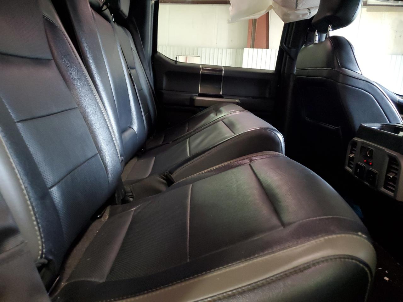 1FTFW1RG8HFC88289 2017 Ford F150 Raptor