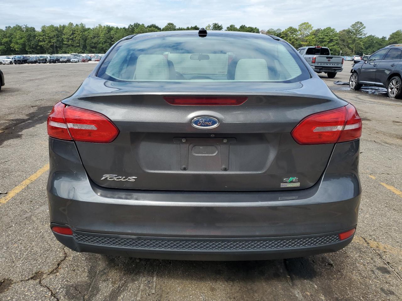 1FADP3FE2FL339180 2015 Ford Focus Se