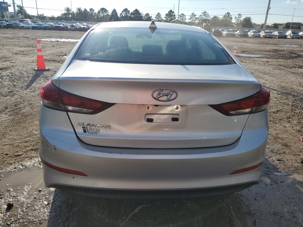 5NPD84LF6JH393914 2018 Hyundai Elantra Sel