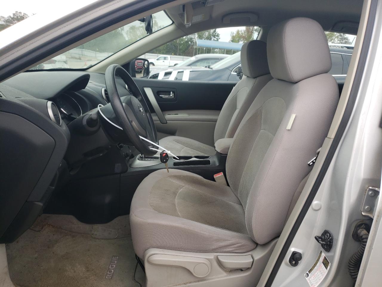 2011 Nissan Rogue - Image 7