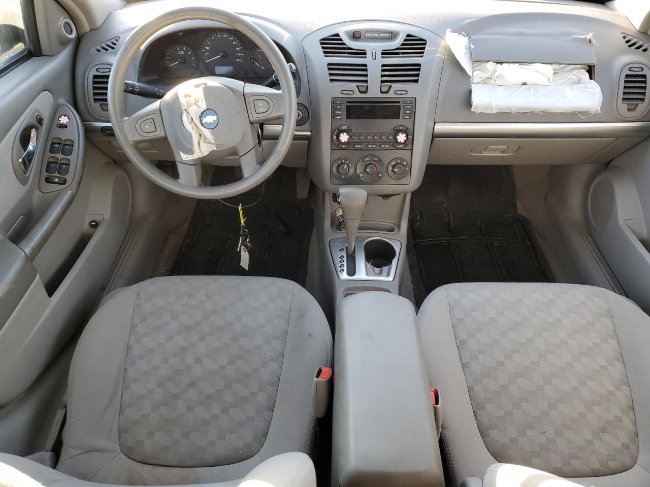 2005 Chevrolet Malibu - Image 8