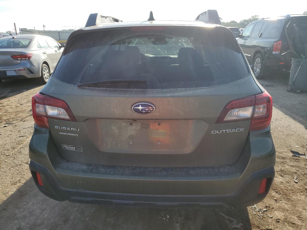 4S4BSAFC0J3381287 2018 Subaru Outback 2.5I Premium