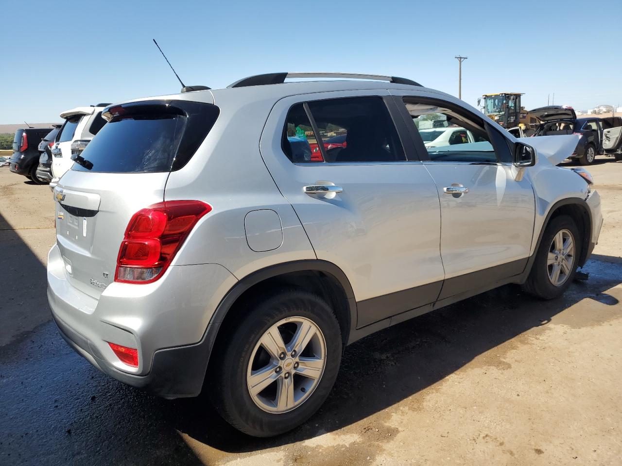 VIN KL7CJLSB8LB033635 2020 CHEVROLET TRAX no.3