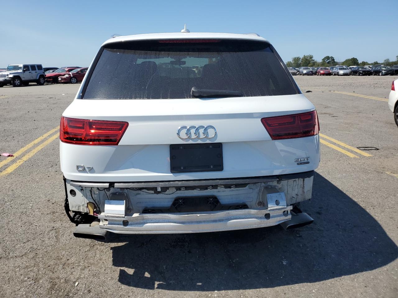 WA1LAAF71JD007418 2018 Audi Q7 Premium Plus