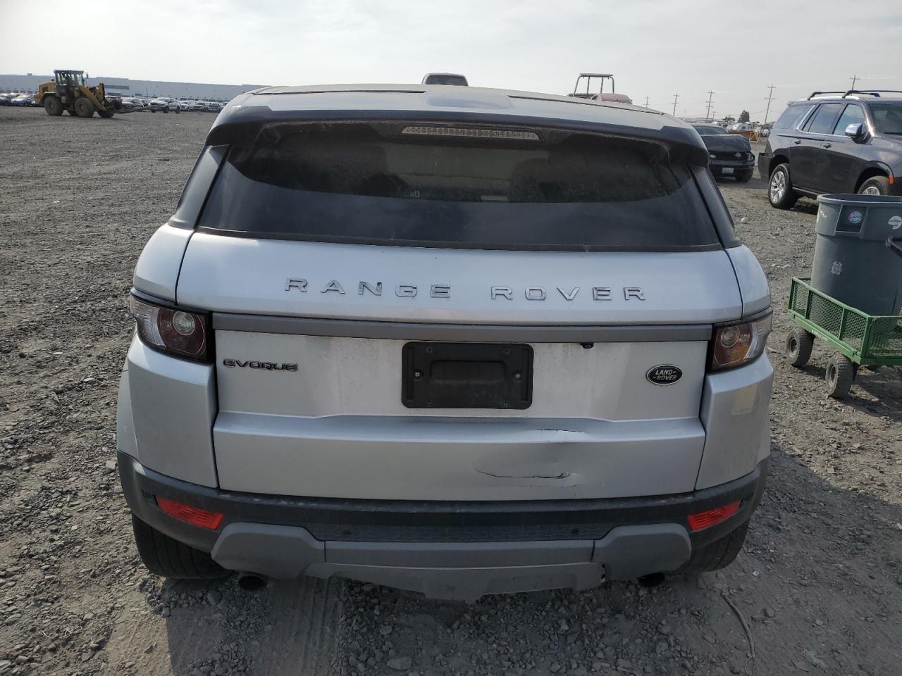 SALVR2BG5FH050798 2015 Land Rover Range Rover Evoque Pure Premium