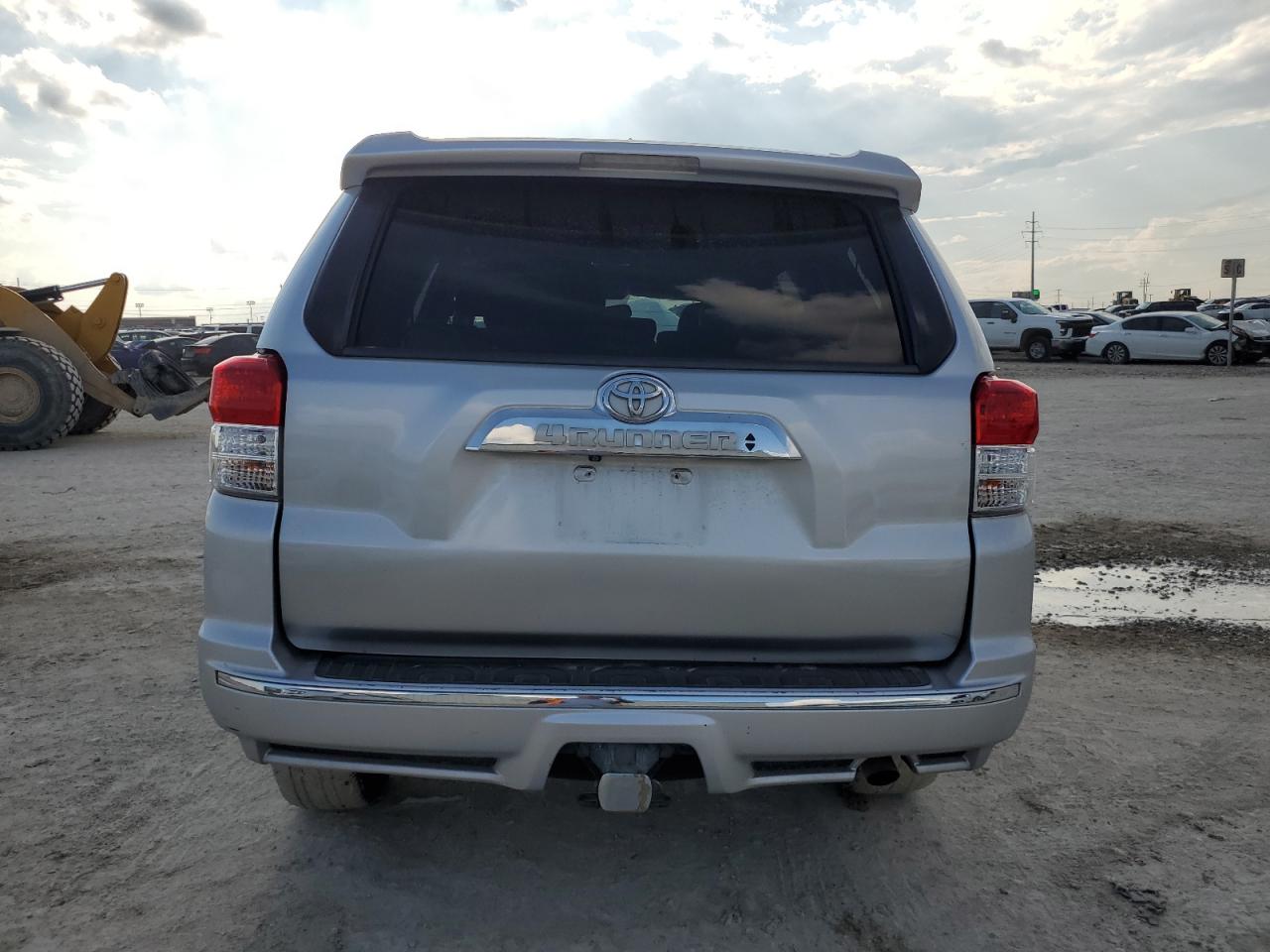 JTEBU5JR2A5011153 2010 Toyota 4Runner Sr5