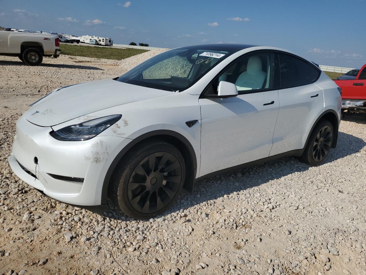 7SAYGDEE1PA147630 2023 TESLA MODEL Y - Image 1