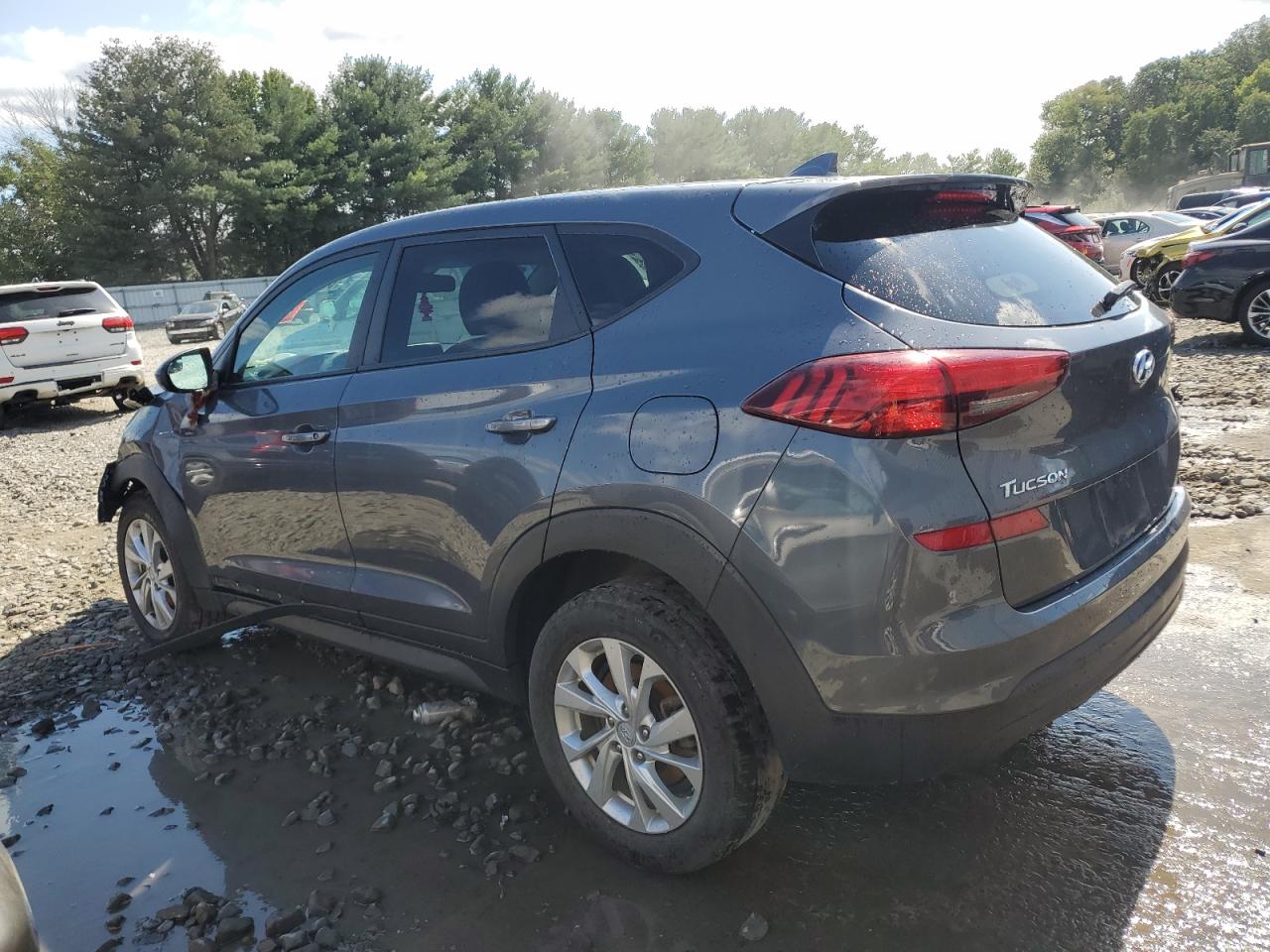 2021 Hyundai Tucson - Image 2