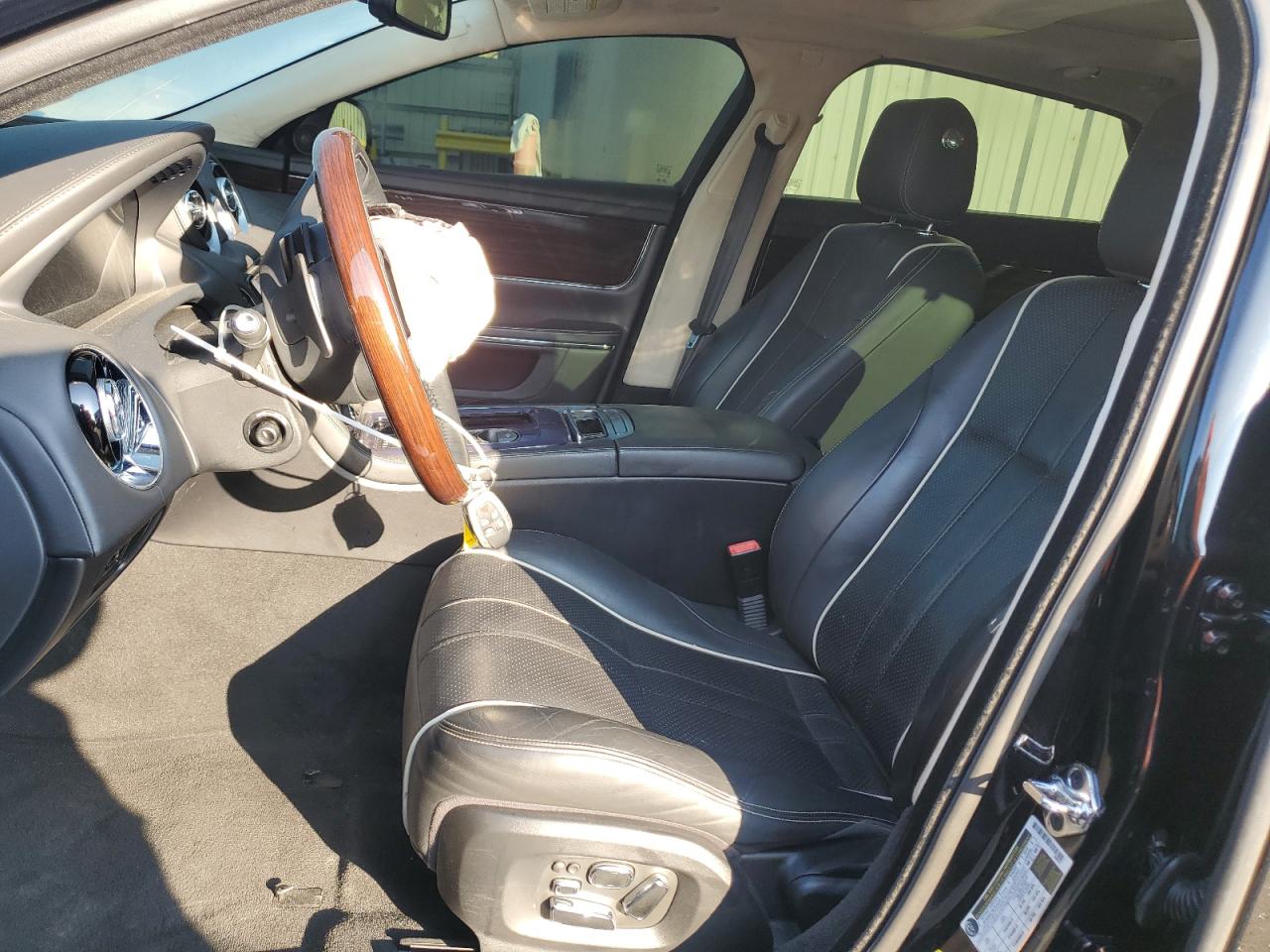 2012 Jaguar Xjl VIN: SAJWA2GB3CLV25696 Lot: 72461594