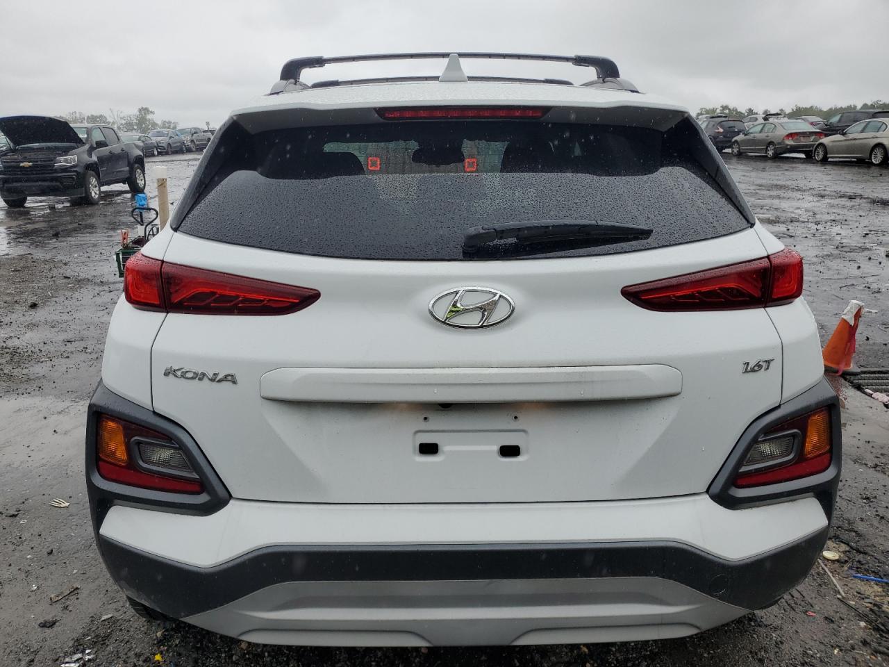 KM8K63A58MU681375 2021 Hyundai Kona Night