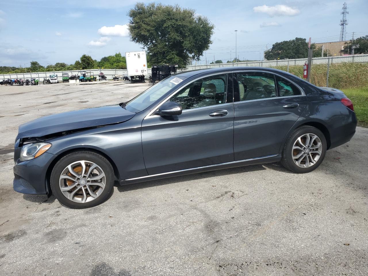 55SWF4JB9FU046824 2015 MERCEDES-BENZ C CLASS - Image 1