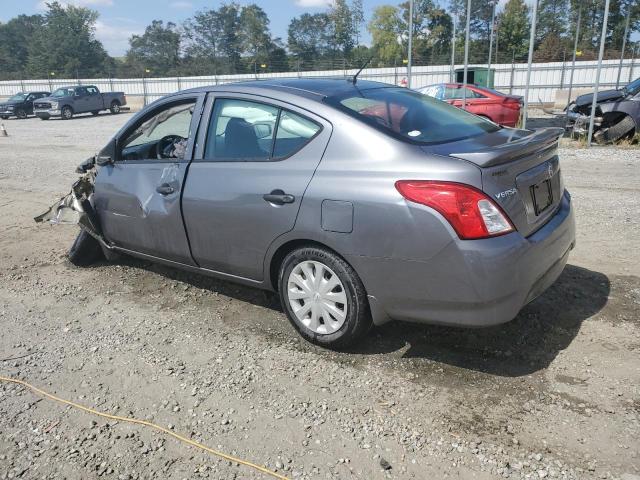  NISSAN VERSA 2017 Серебристый