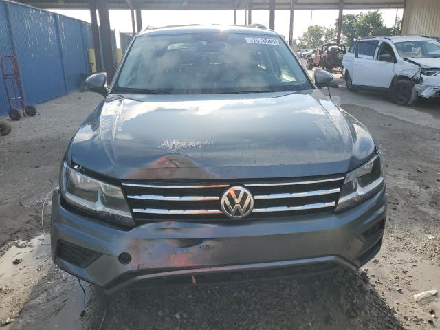  VOLKSWAGEN TIGUAN 2018 Сірий