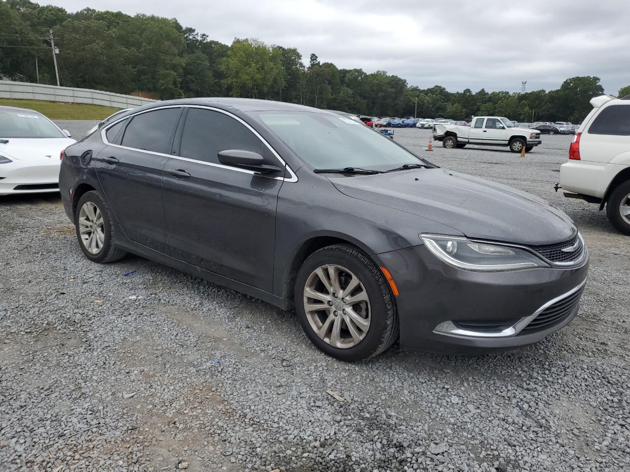 2016 Chrysler 200 - Image 4
