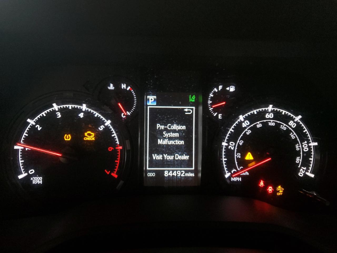 2020 Toyota 4Runner - Image 9