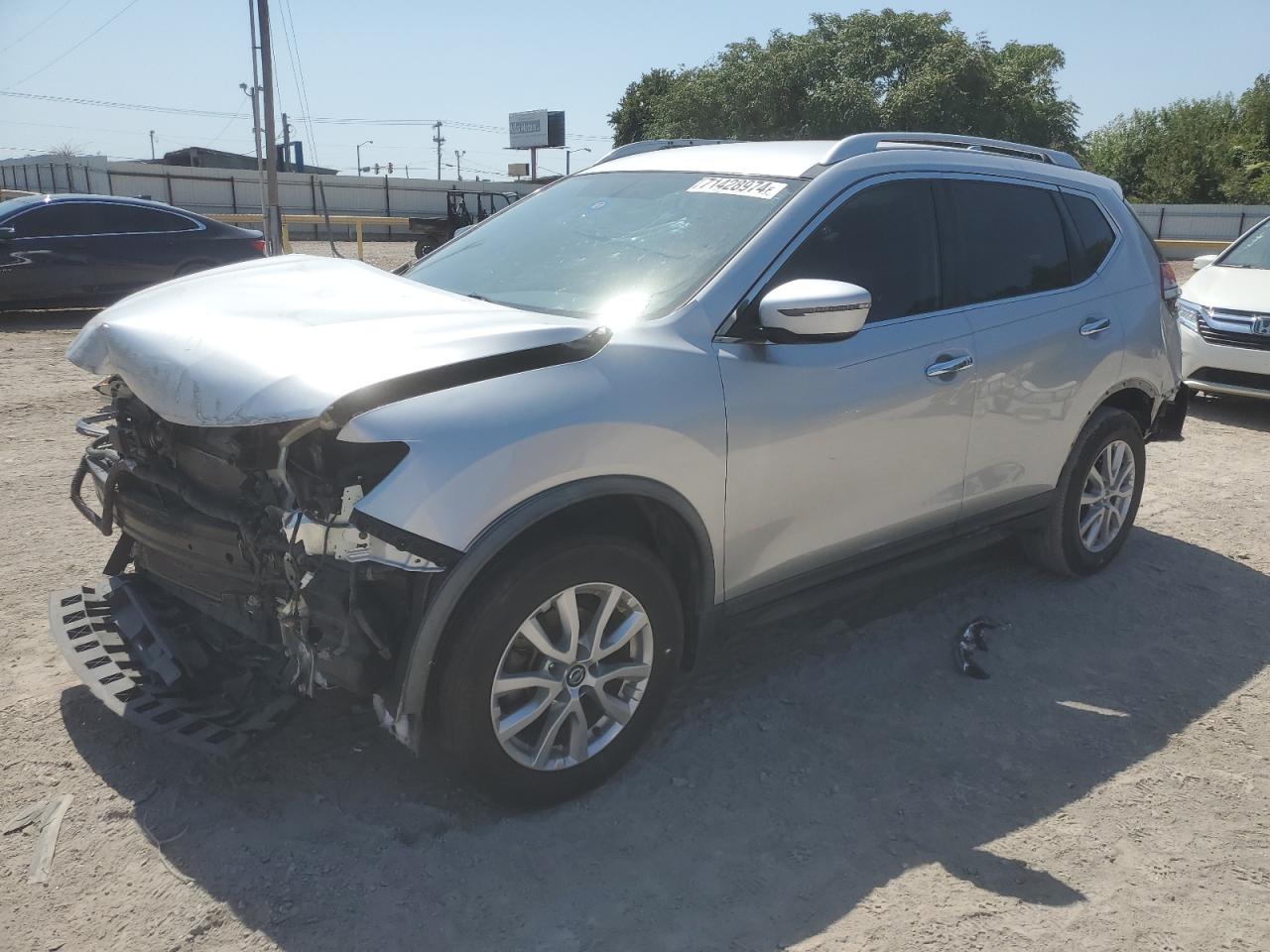 KNMAT2MT1HP618278 2017 NISSAN ROGUE - Image 1