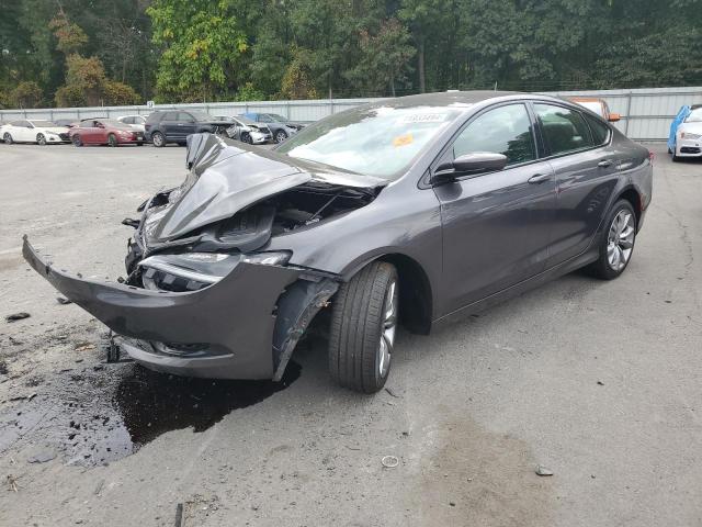 2016 Chrysler 200 S