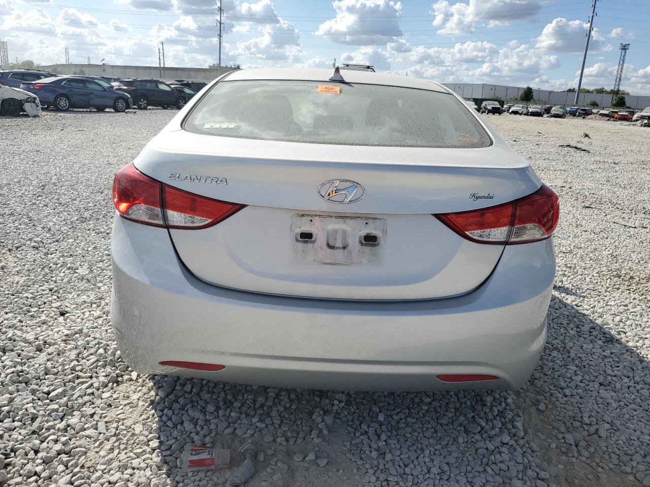 KMHDH4AE5DU793995 2013 Hyundai Elantra Gls