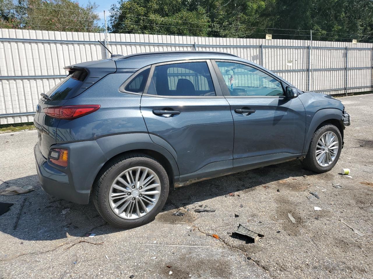 KM8K22AA4JU105037 2018 Hyundai Kona Sel