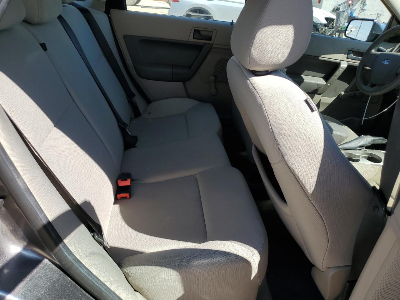 2011 Ford Focus - Image 11
