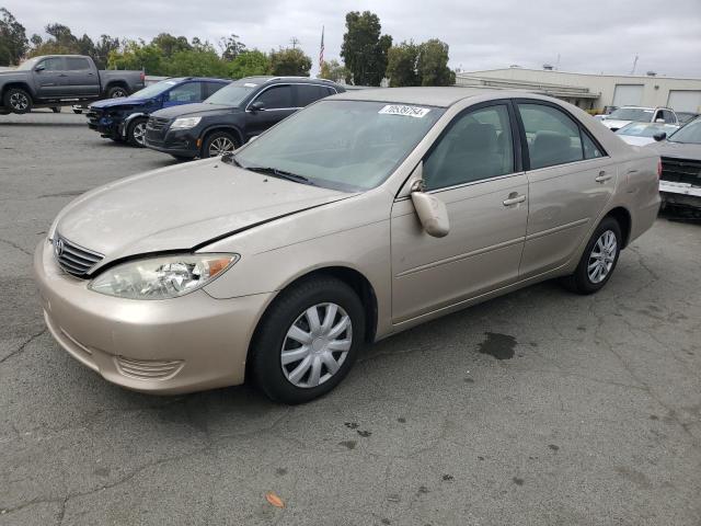 2005 Toyota Camry Le للبيع في Martinez، CA - Minor Dent/Scratches