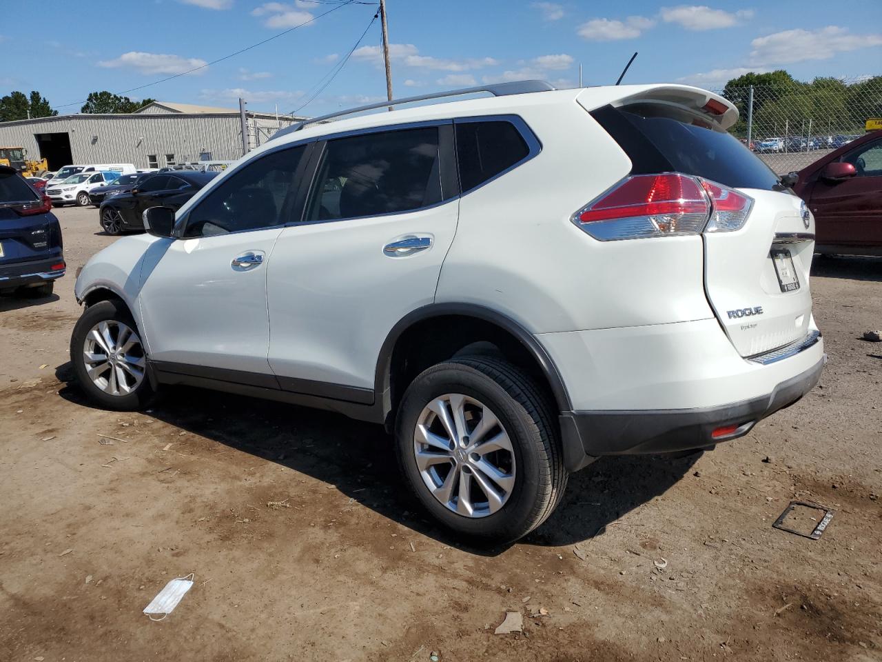 KNMAT2MV8GP663427 2016 NISSAN ROGUE - Image 2