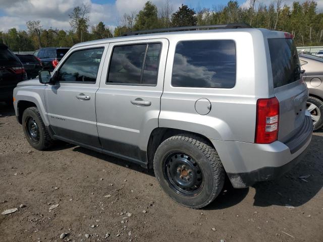  JEEP PATRIOT 2012 Srebrny