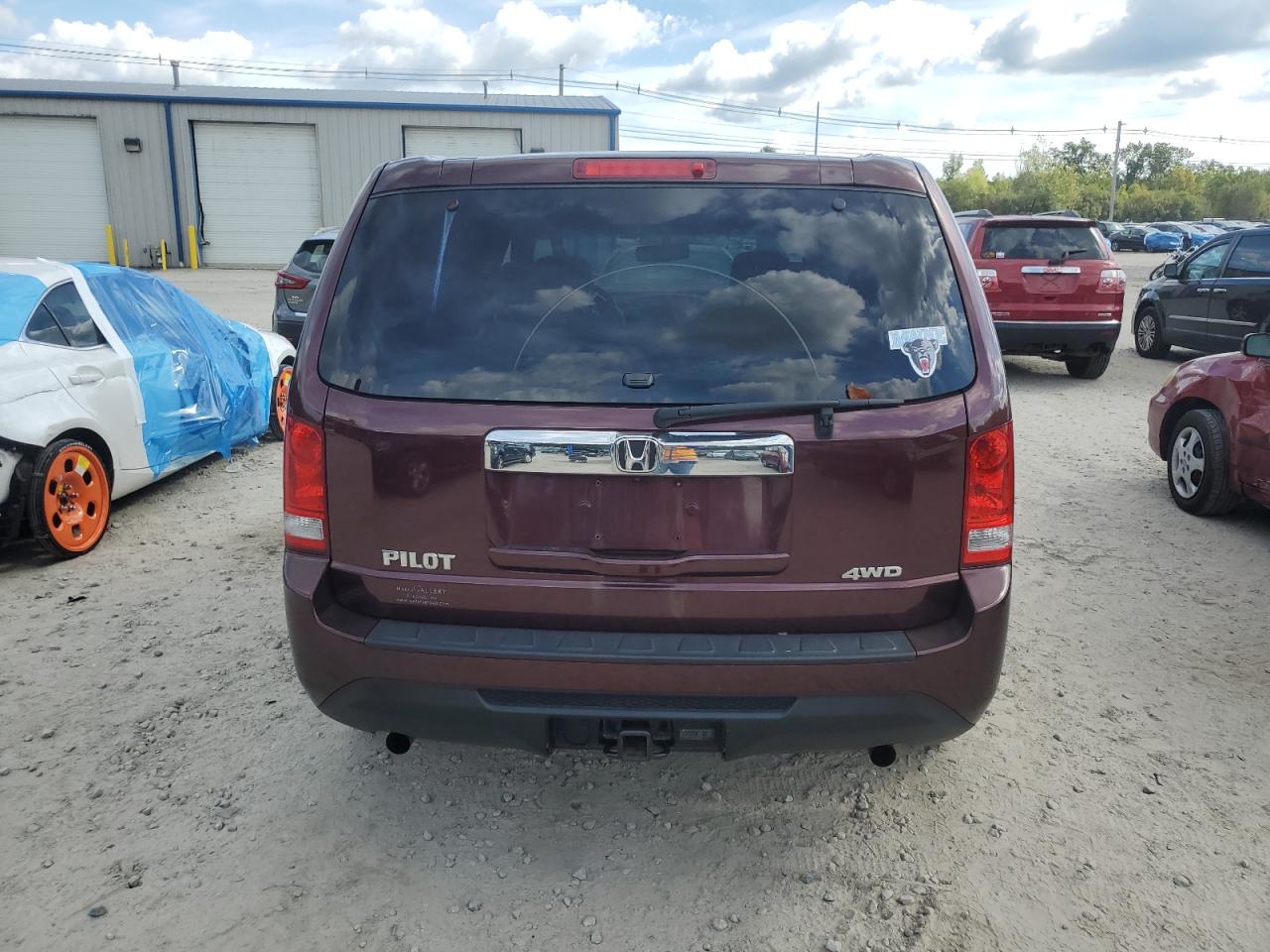 2012 Honda Pilot Lx VIN: 5FNYF4H22CB068384 Lot: 73647624