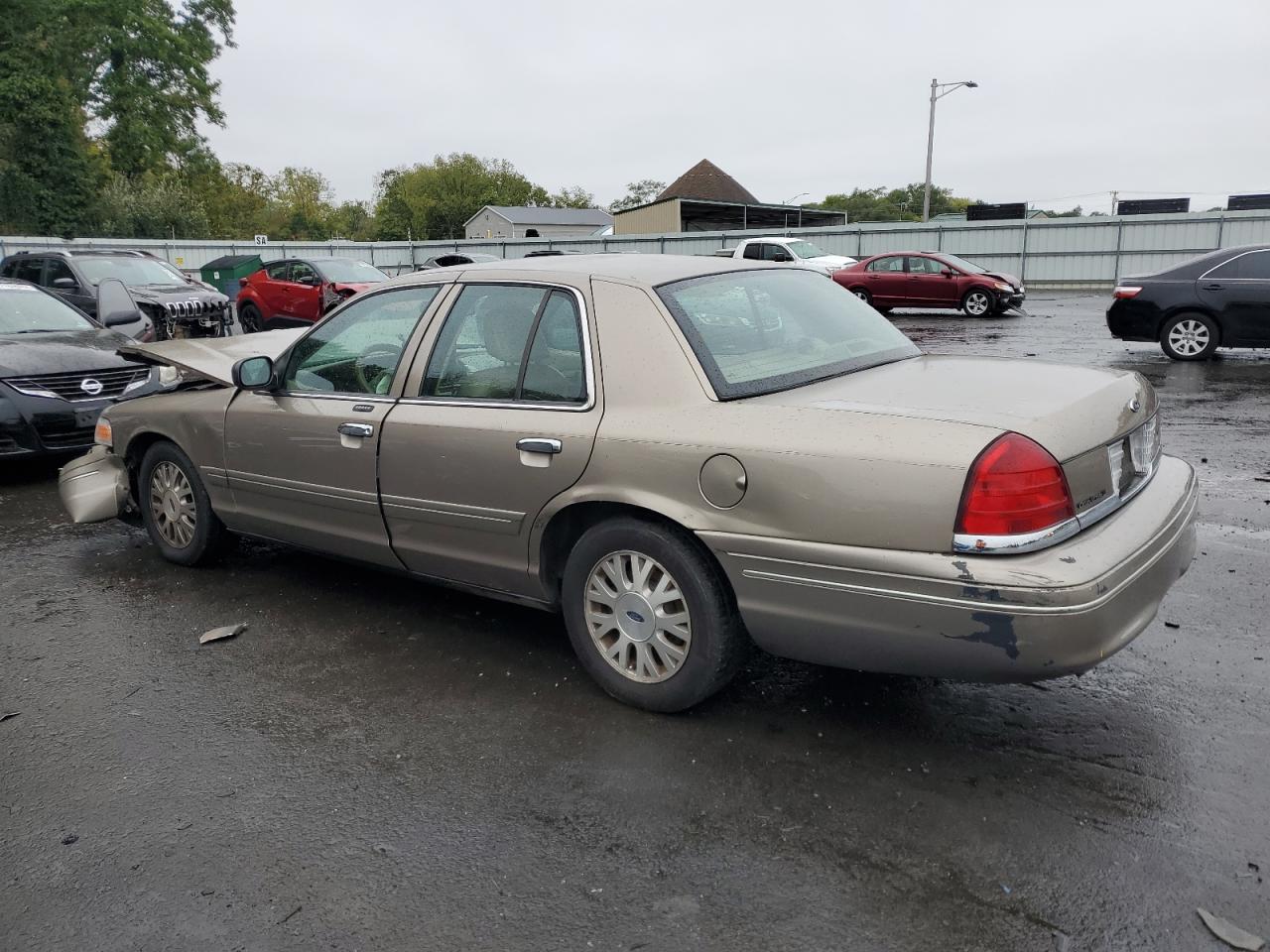 2FAFP74W84X155065 2004 Ford Crown Victoria Lx