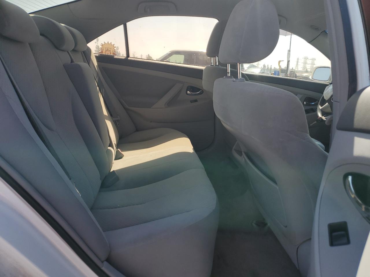 2009 Toyota Camry - Image 11