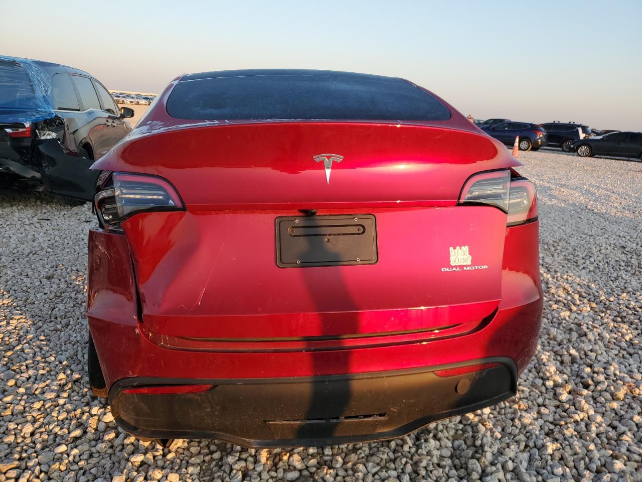 7SAYGDEE1RA250727 2024 Tesla Model Y