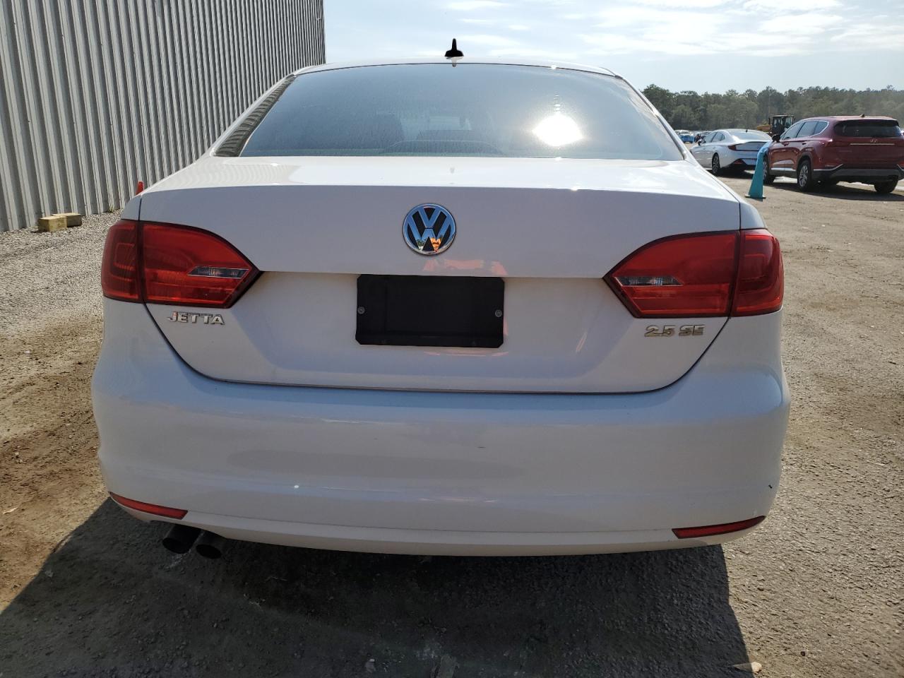 3VWDX7AJ8DM396126 2013 Volkswagen Jetta Se