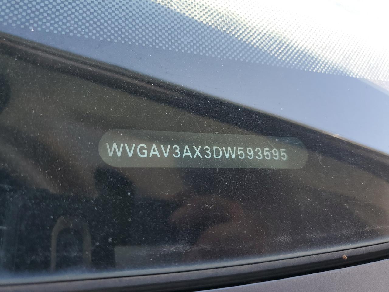 WVGAV3AX3DW593595 2013 Volkswagen Tiguan S