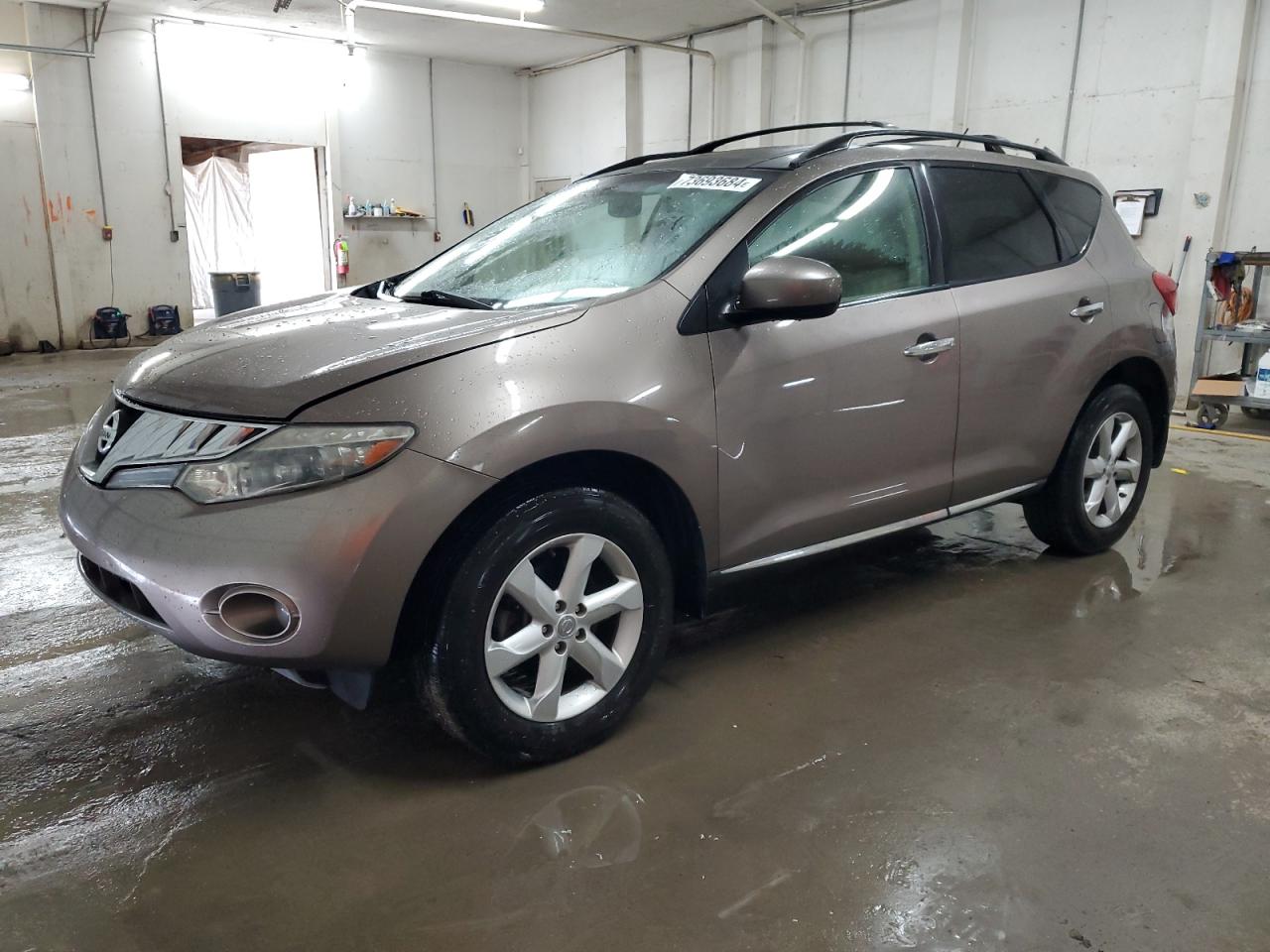 2010 Nissan Murano - Image 1