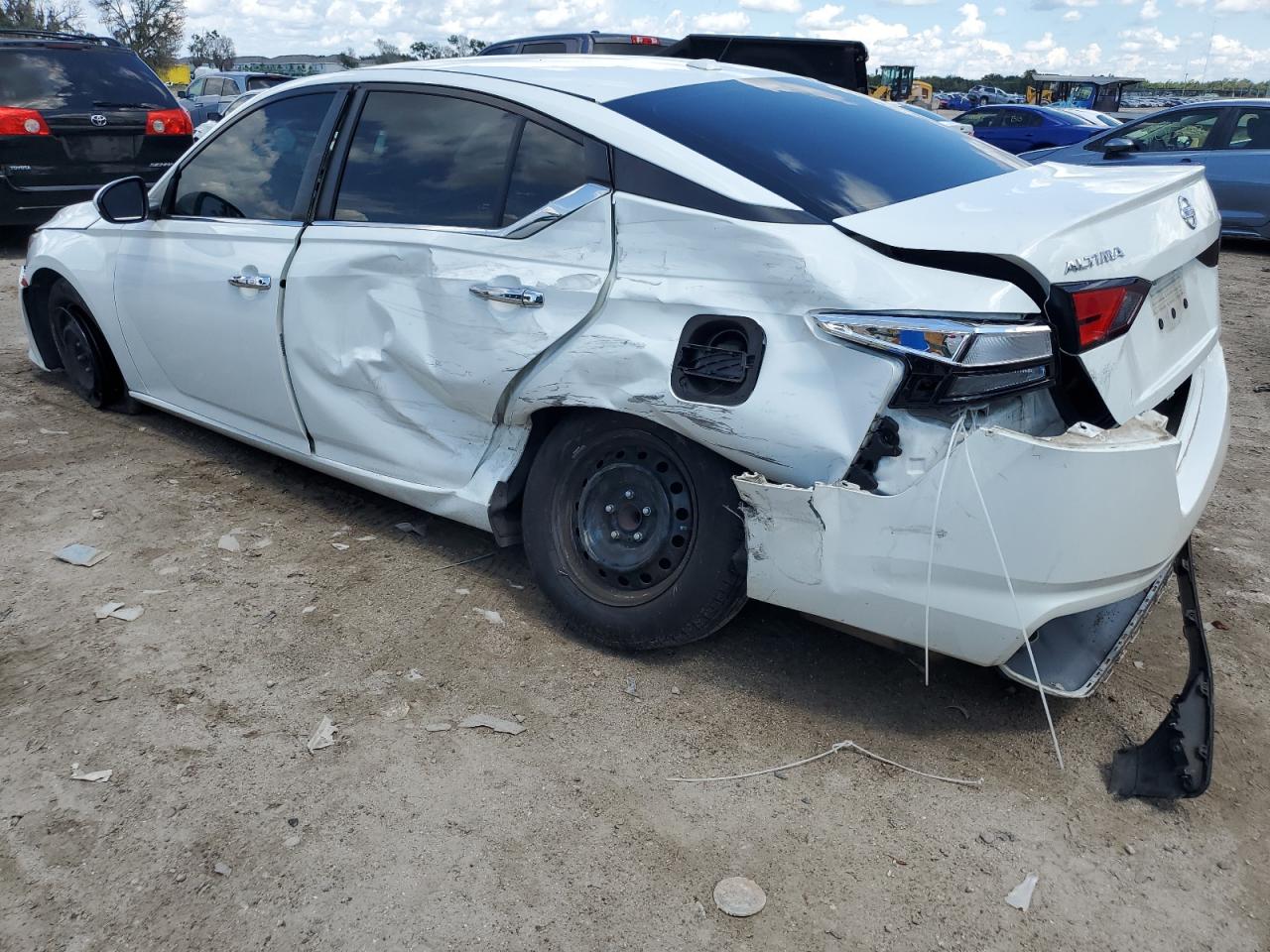 1N4BL4BV8LC220141 2020 Nissan Altima S